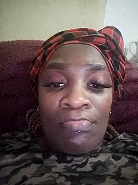 SexyDarkChoklit live cam on StripChat