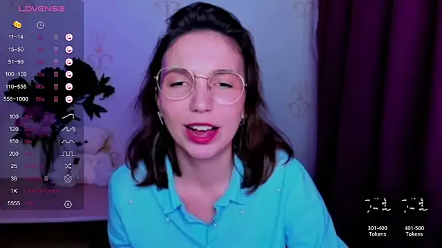 KindHazelHere_ webcam