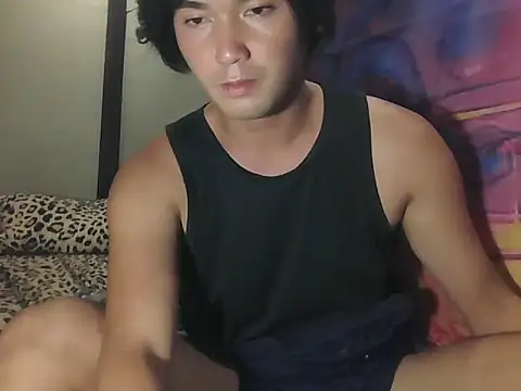 urhalfguyxx webcam