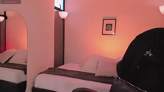 ChloeMoreti webcam