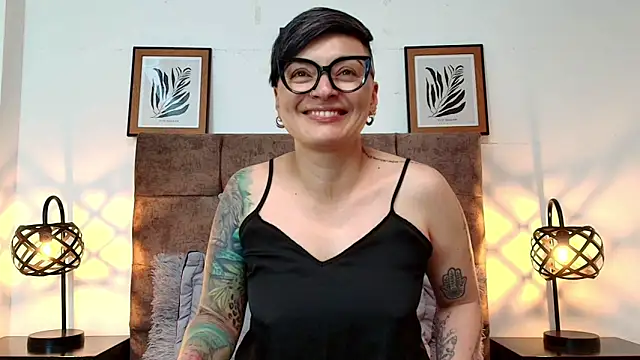 kat_paradise webcam
