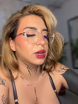 CarolQueen1_ webcam