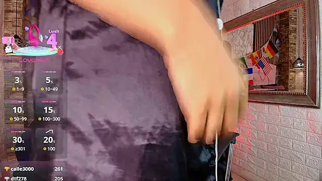 AishaCambell_ webcam