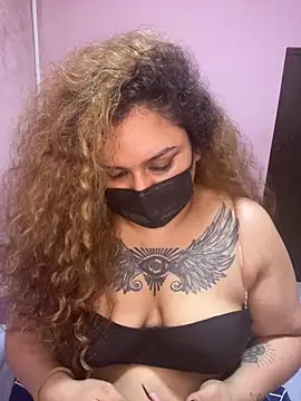 VelvetPoison webcam