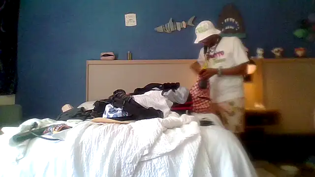 Dicksee_Left webcam