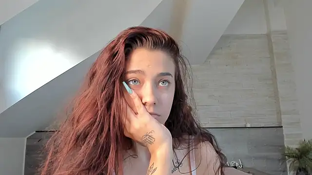 AllisonMuse_ webcam