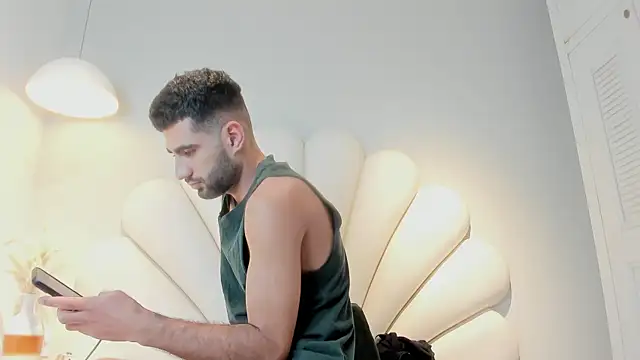 Ethan__Walker live sex cam