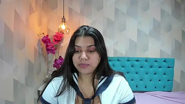 LindaBreeS webcam