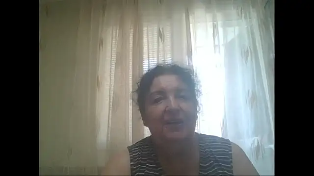 maturekorine webcam