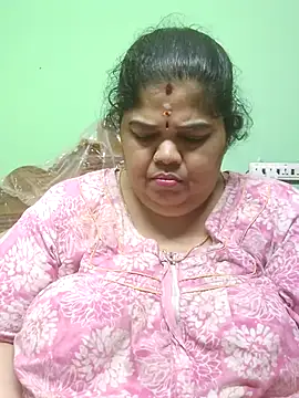 tamilthanushri webcam