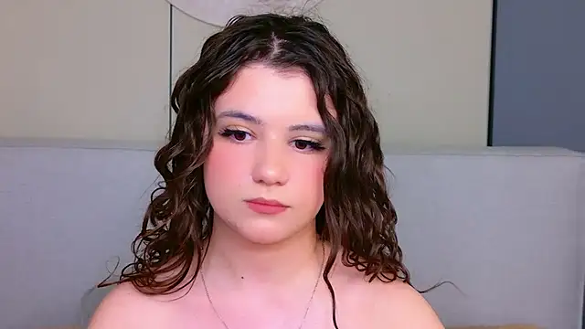 Pauline_Heaven webcam