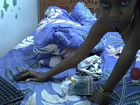 Pretty_tess webcam