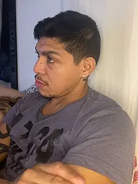 Tatuadomoreno23cm webcam