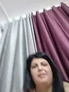 Jann_Riya333 live cam on StripChat