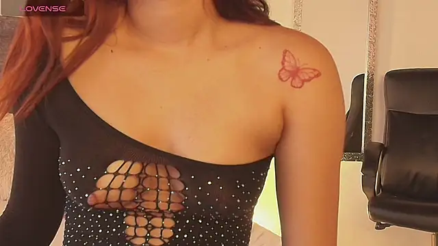 Amanda_Rossi live cam on StripChat