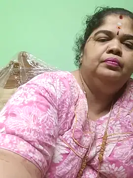 tamilthanushri webcam