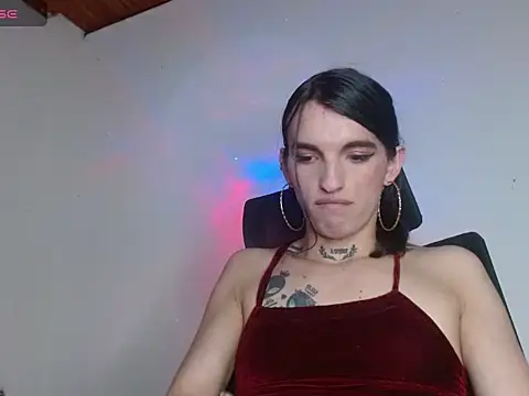 Scarlett_crastrawberry webcam