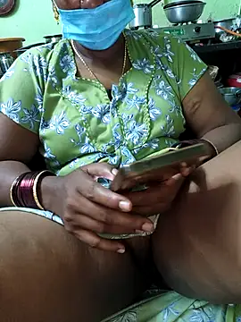 Tamilselviroja- webcam