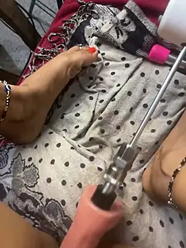 HOTTY-TINA webcam