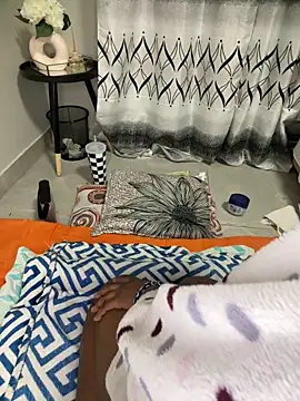 Nicole_bash webcam