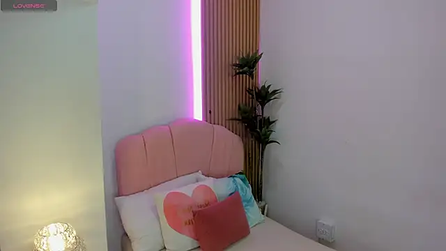 carolaine_adams webcam