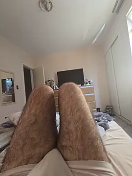 MysterBearMG webcam