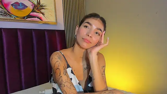LauraAristizabal webcam
