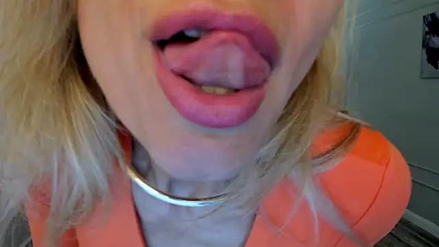 MuseOfStage live sex cam