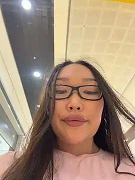 trytomakememoam webcam