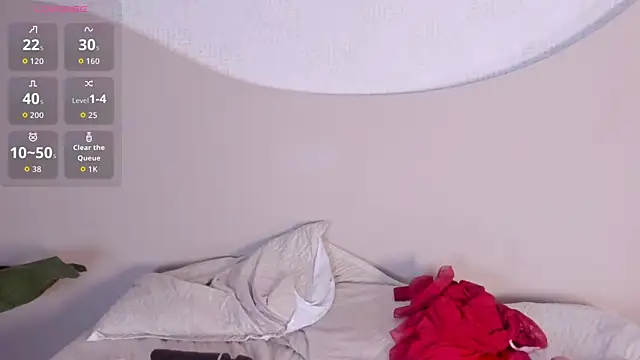 ainaah_ live cam on StripChat