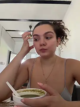 Eva_stark10 live cam on StripChat