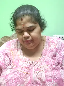 tamilthanushri webcam