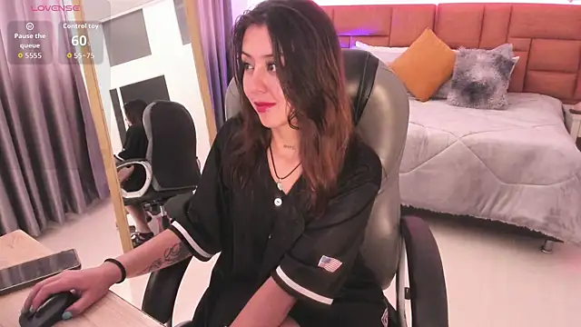 Catti_Brie webcam
