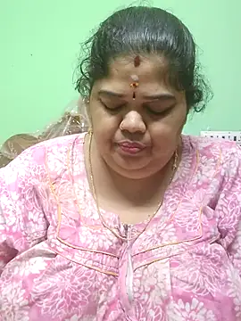 tamilthanushri webcam