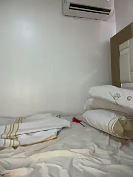 emily-Hornyy webcam