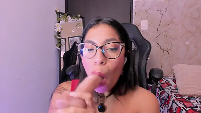 Mia_Gothzx webcam