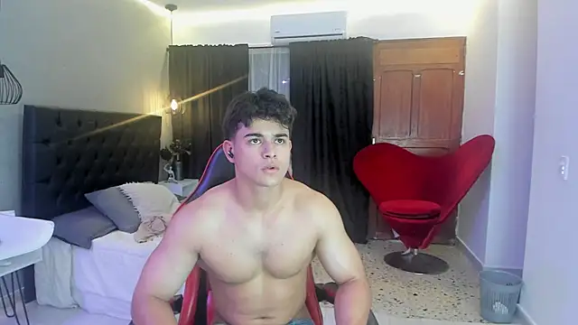 Charlie___Musk webcam