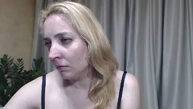 sweetpussy webcam