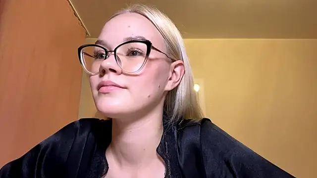 MiaCashe webcam