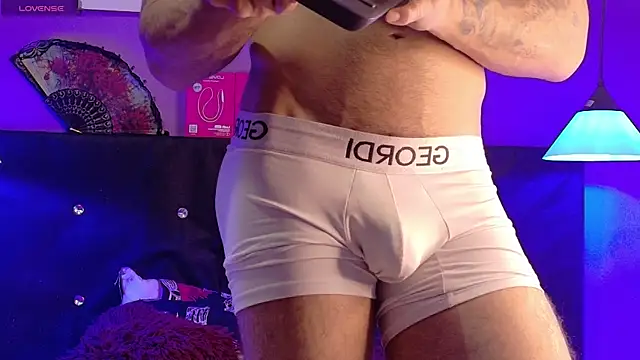 Karim_mansur webcam