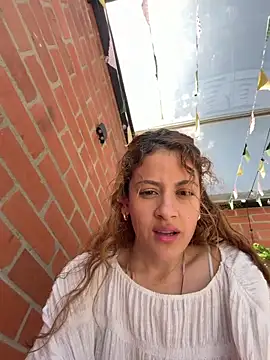 alana15 webcam