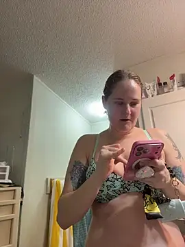 lolabunny9 (F milf) - Touch my gun and make me cum