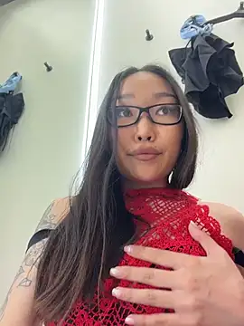 trytomakememoam webcam