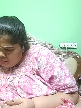 tamilthanushri webcam