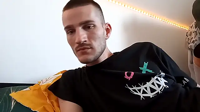 yoyoboy988 webcam