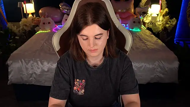 KristiFoxy webcam