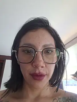 VaniaaCalloway webcam