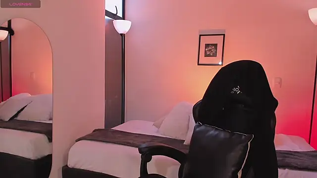 ChloeMoreti webcam