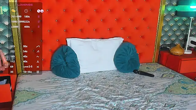 VallerieJones webcam