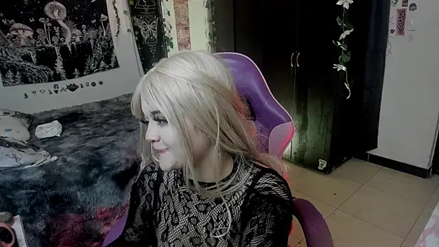 lya_nekko_ webcam